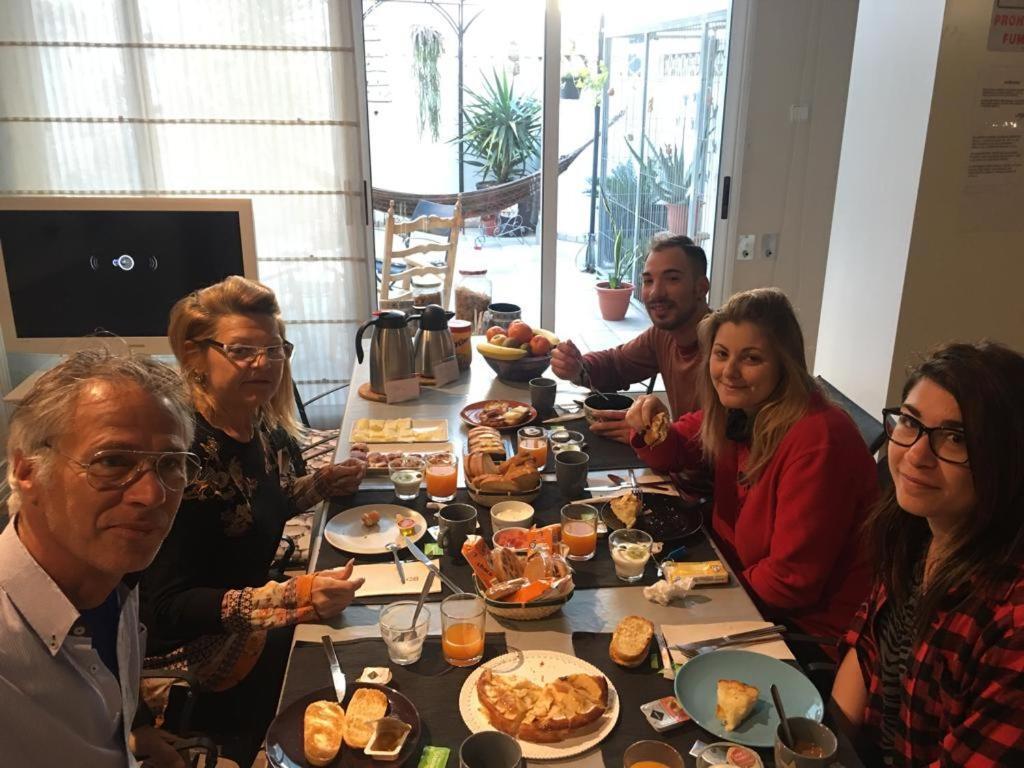Angel Guimera Rooms & Breakfast Valencia Luaran gambar